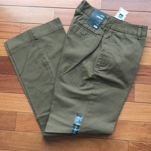 GAP loose fit pants